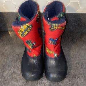 Tundra snow boots; toddler size 9; good condition